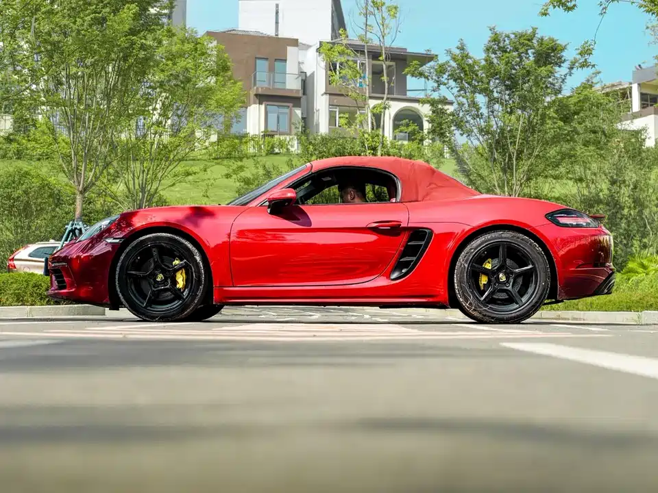 Porsche 718