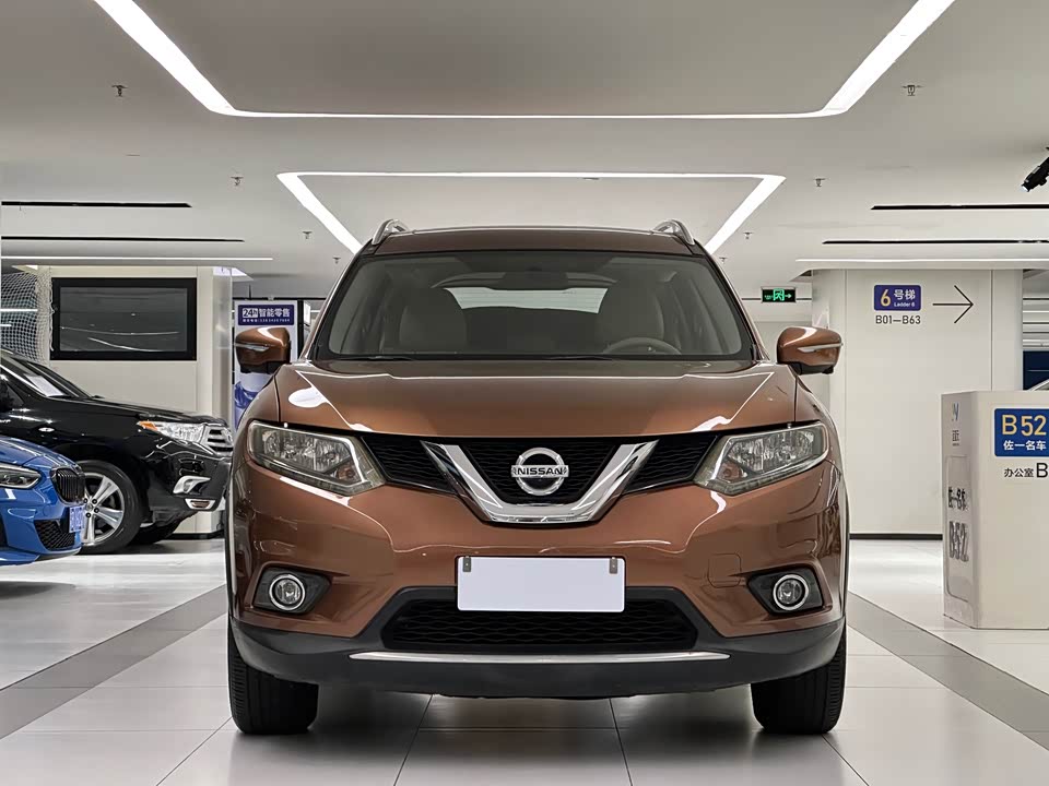 Nissan Qijun