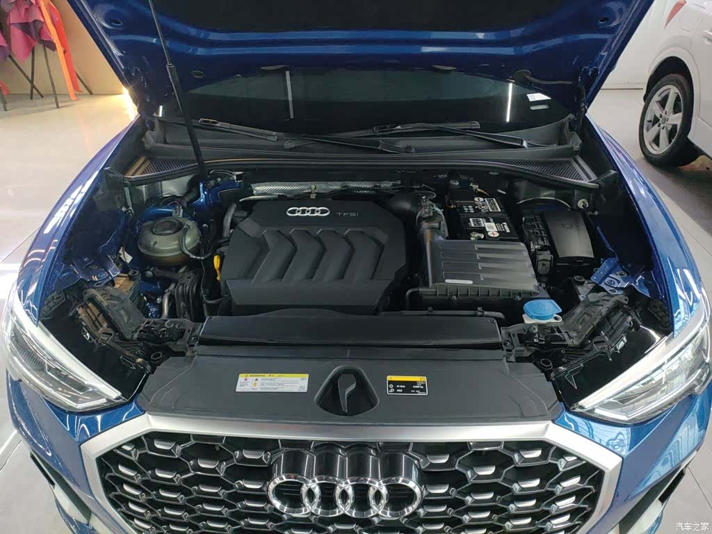 Audi Q3, 2021 18