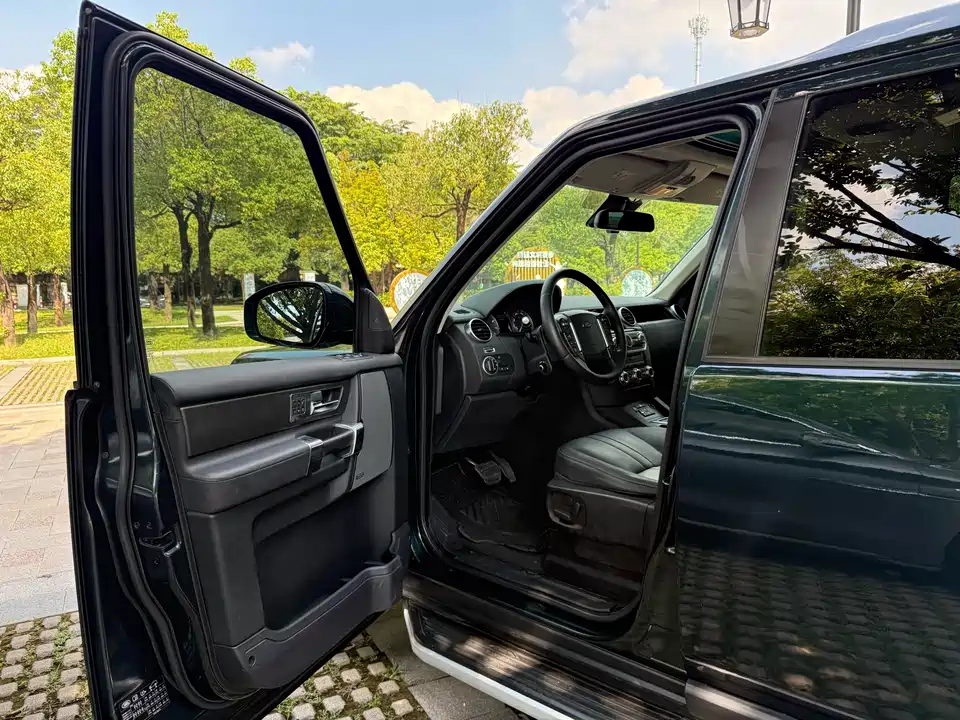 Land Rover discover