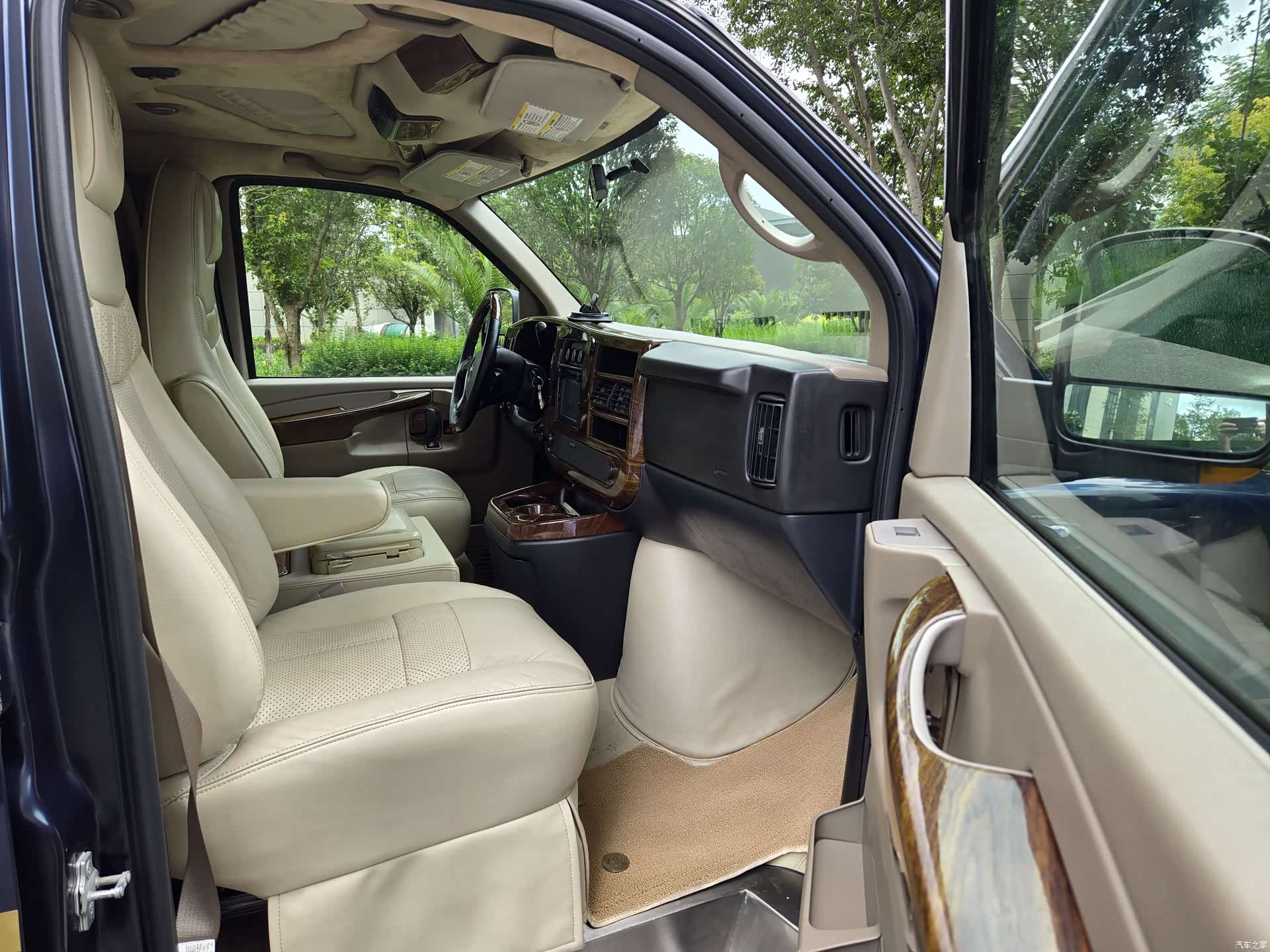 GMC SAVANA, 2013 10