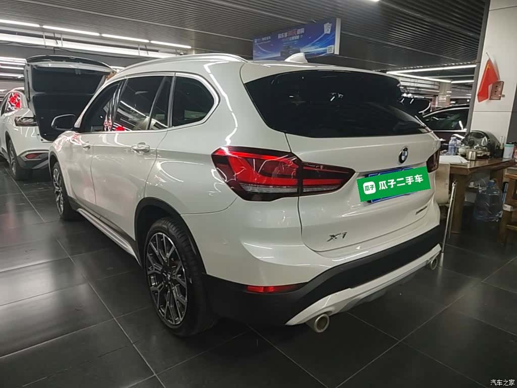 BMW X1, 2022 все фото