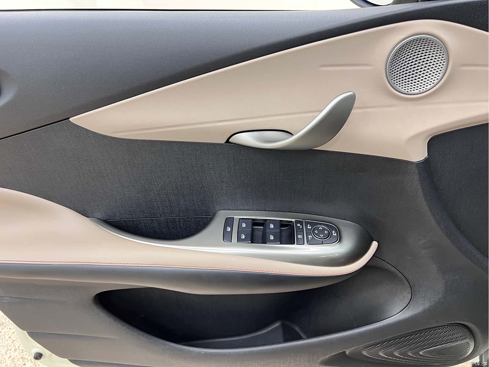 BYD Dolphin, 2023 12