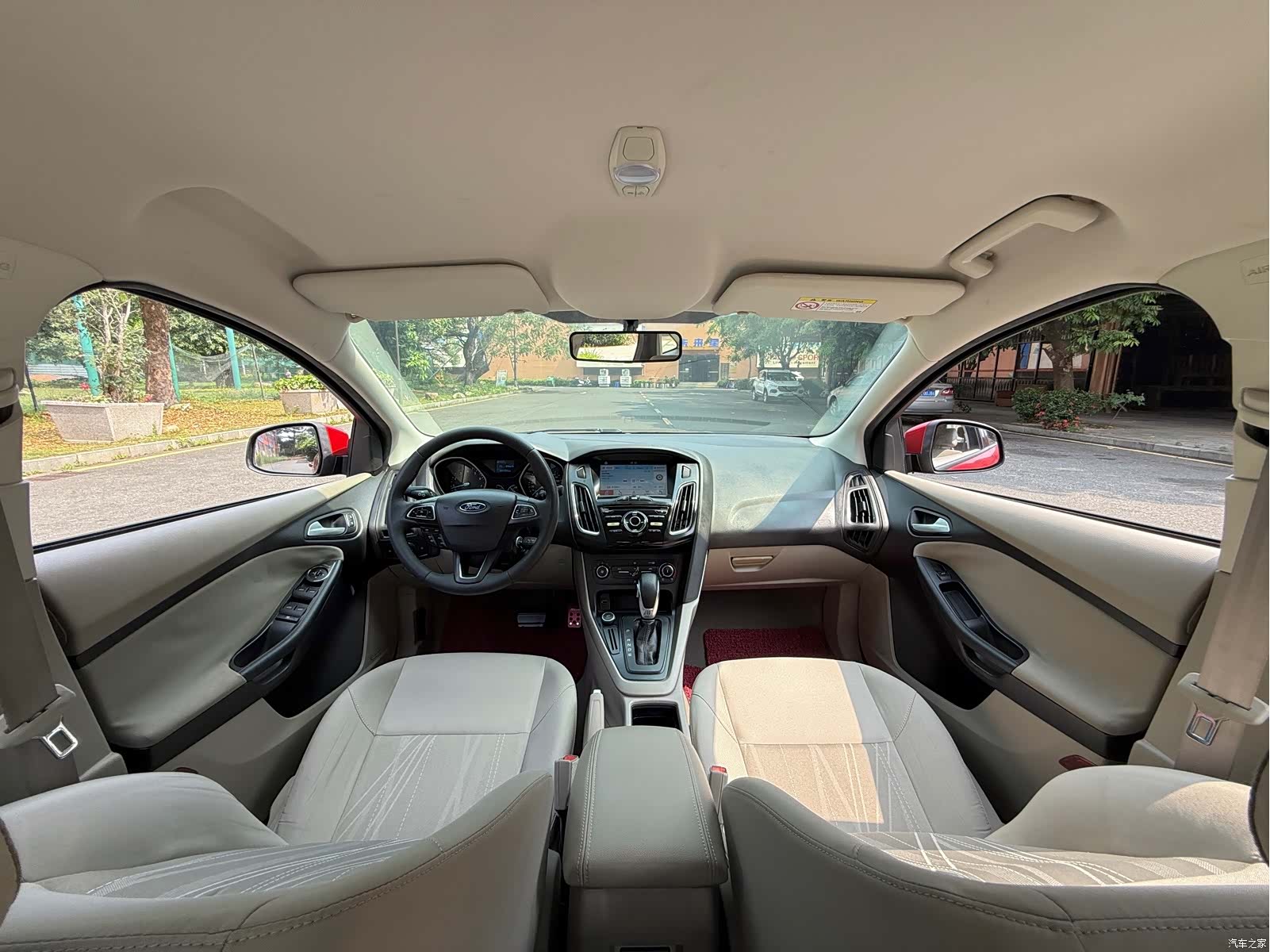 Ford Focus, 2017 15