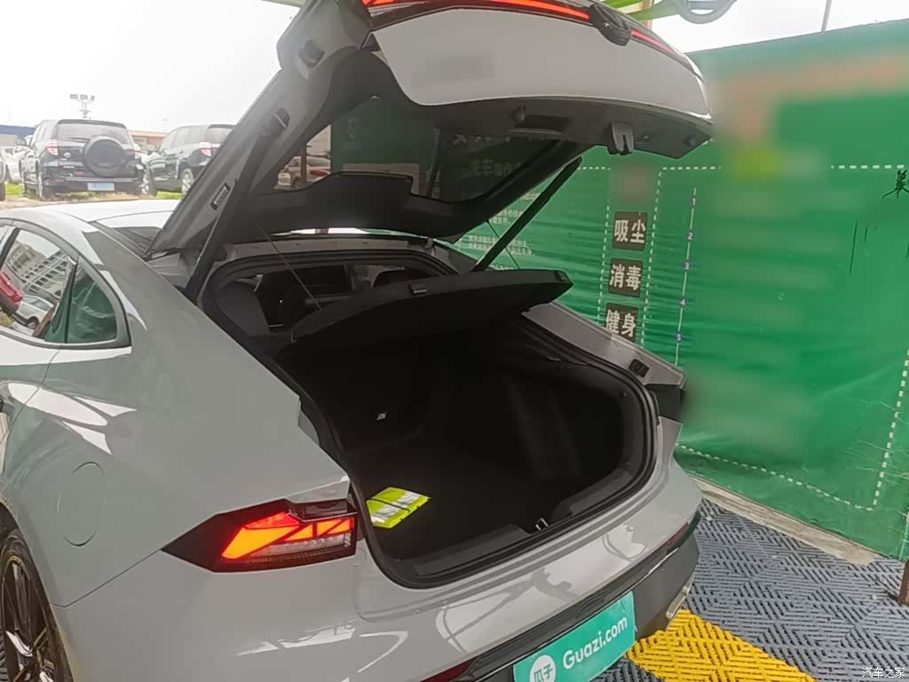 Changan UNI-V, 2025 19
