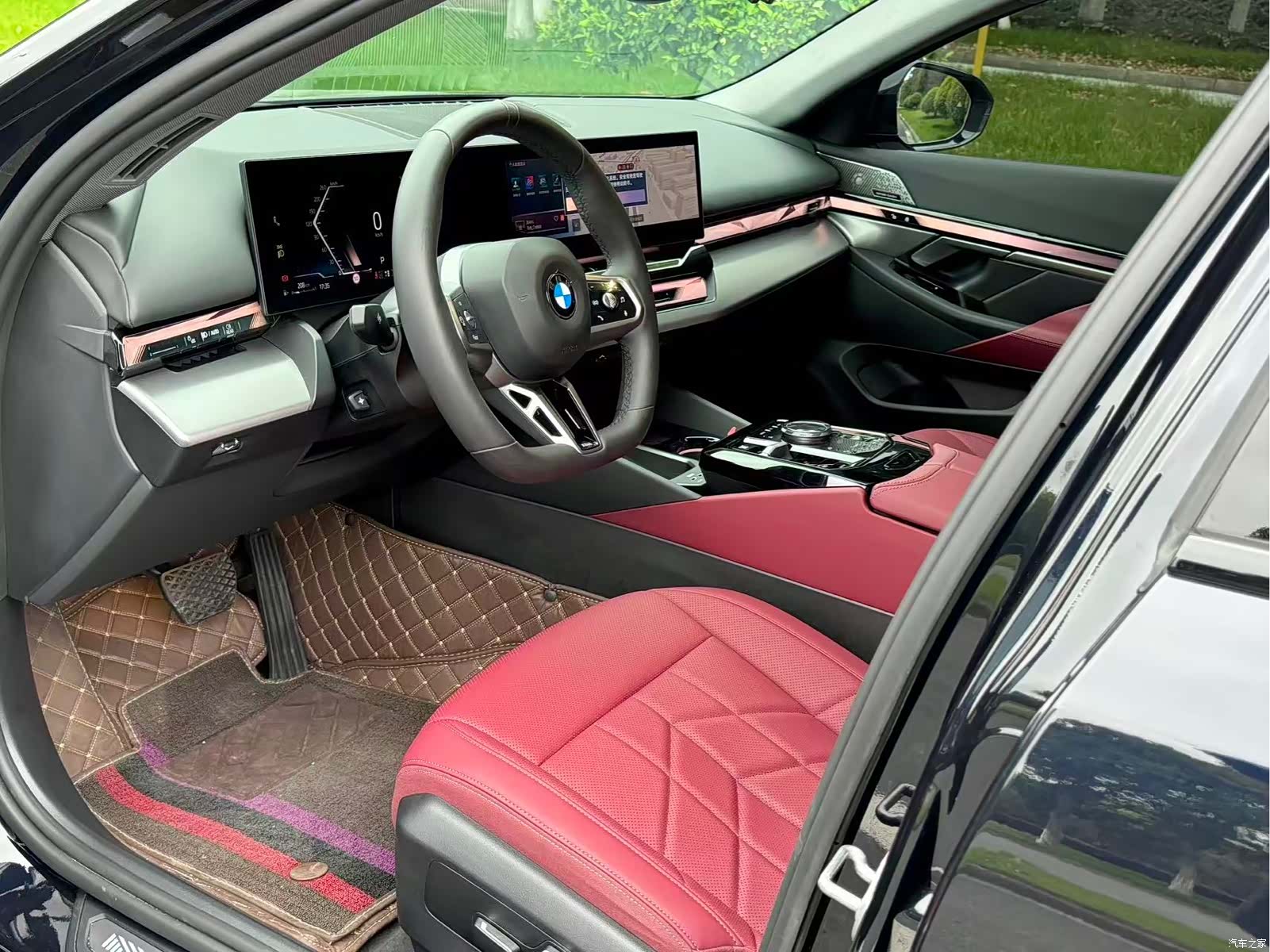 BMW 5 Series, 2025 все фото
