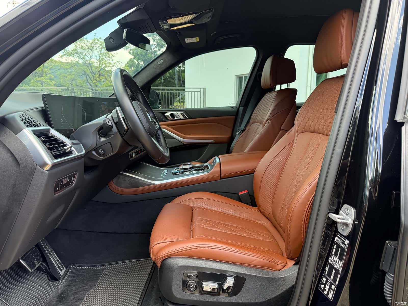 BMW X7, 2024 6