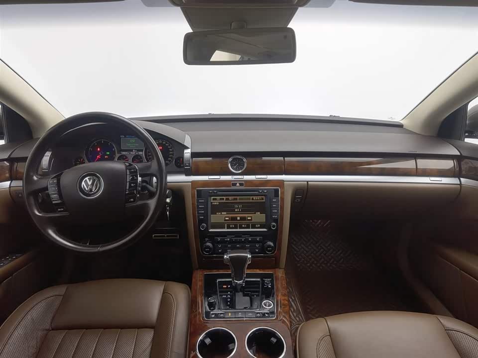 Volkswagen Phaeton