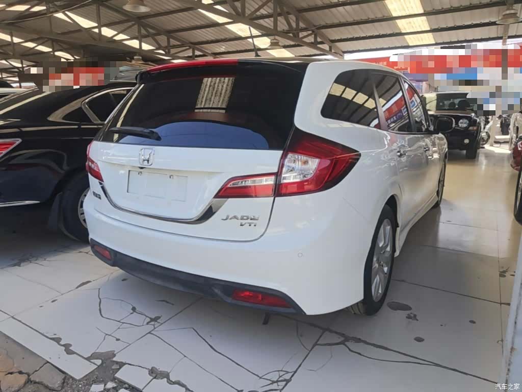 Honda Jade, 2015 7