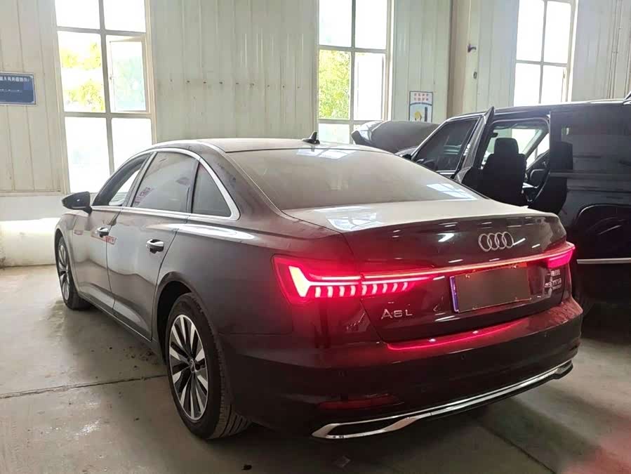 Audi A6L 2024, фото 5