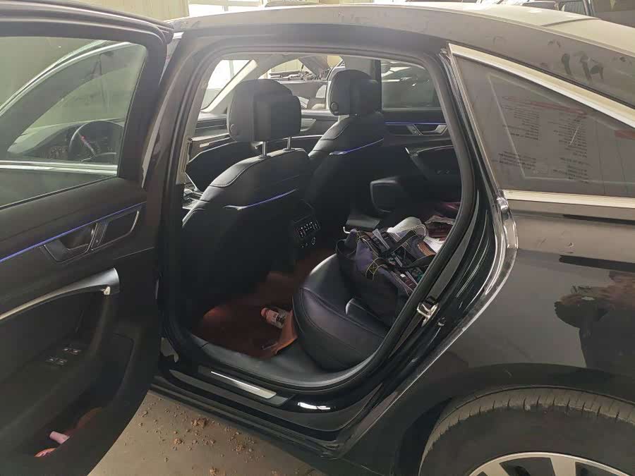 Audi A6L 2024, фото 4