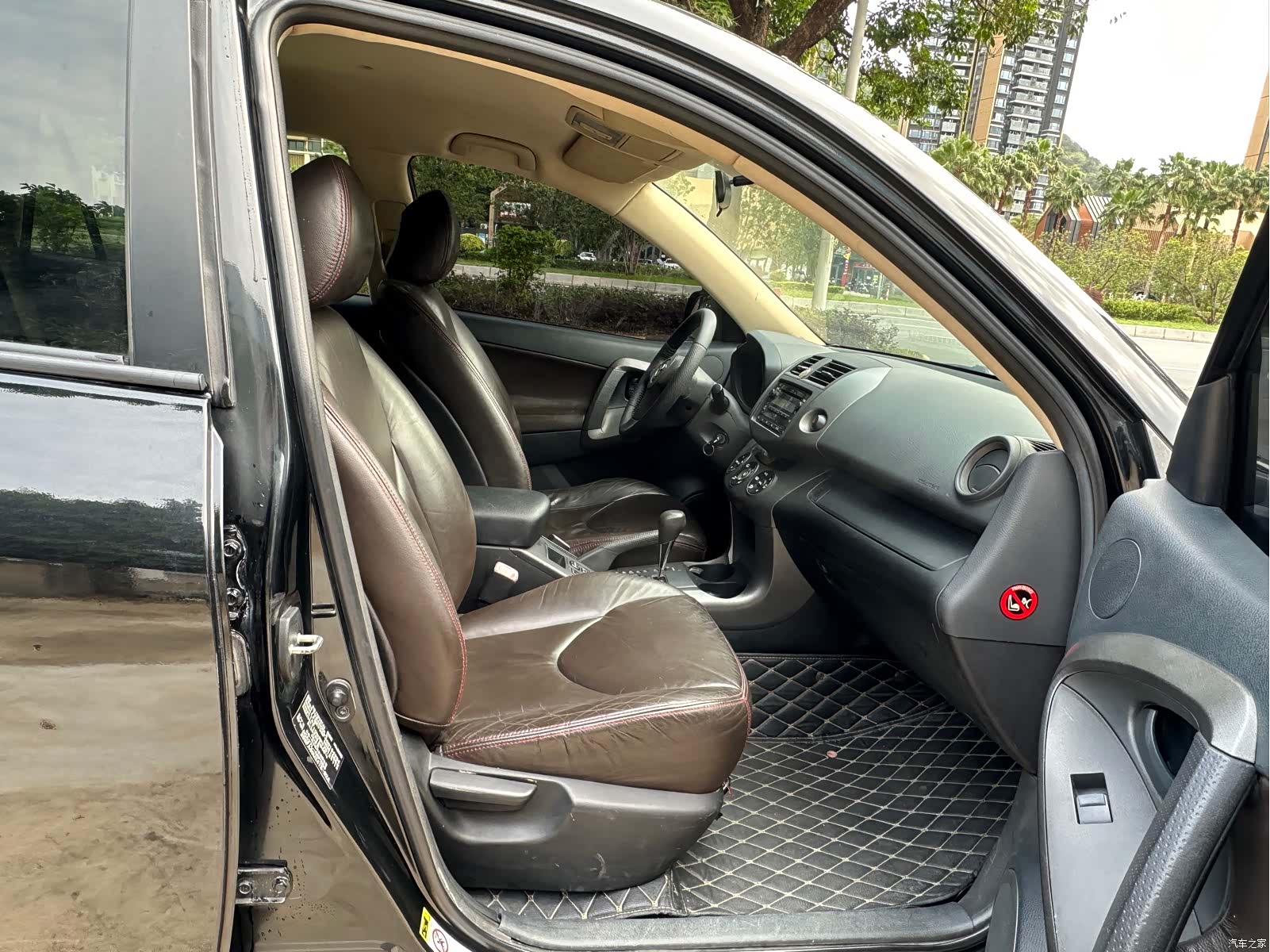 Toyota RAV4, 2013 9