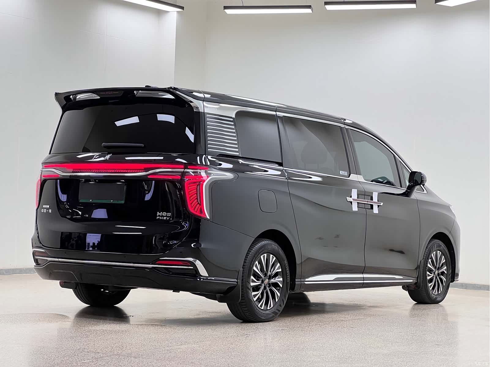Hongqi HQ9, 2024 7