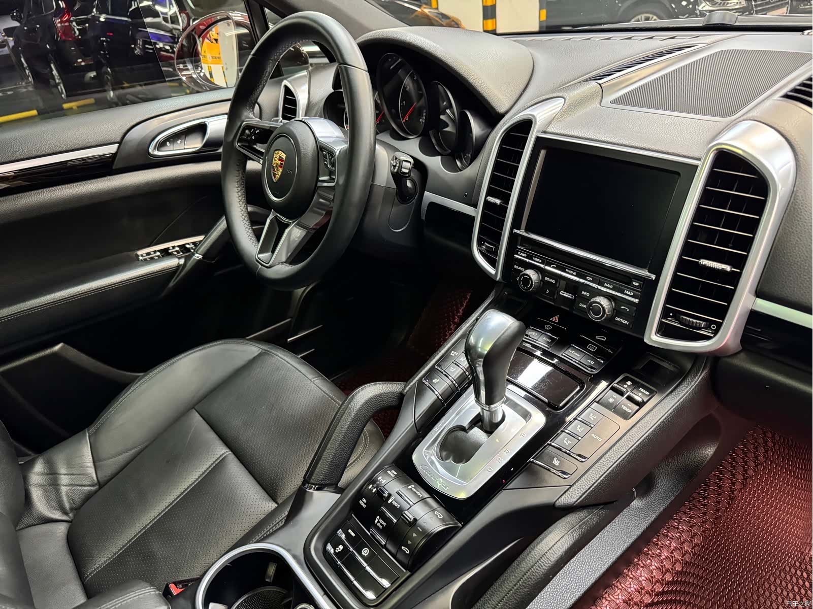 Porsche Cayenne, 2015 12