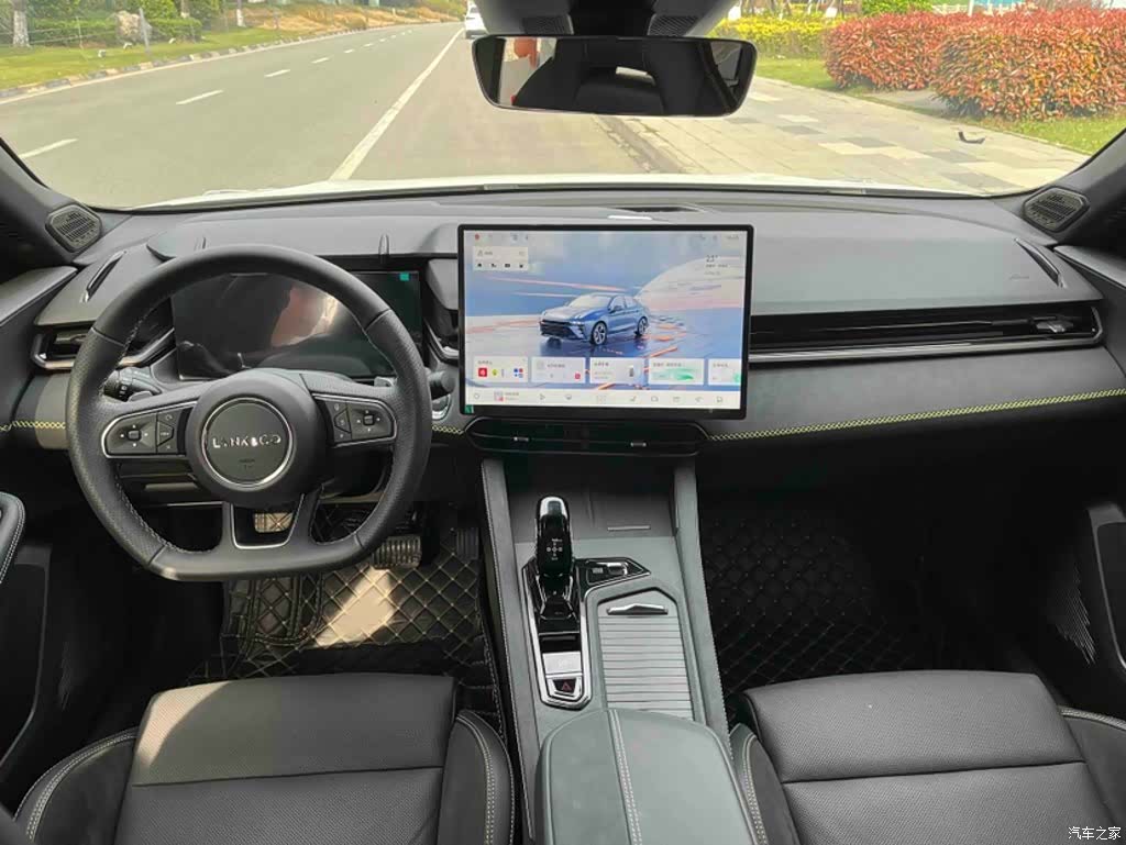 Lynk & Co 02, 2025 24