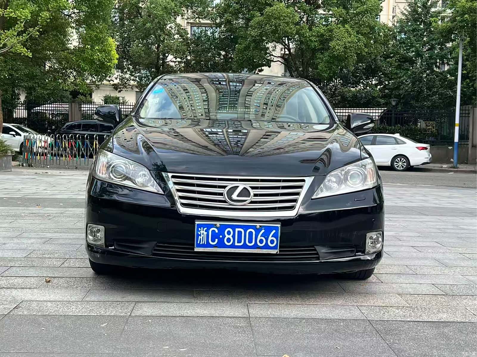 Lexus ES, 2009 3