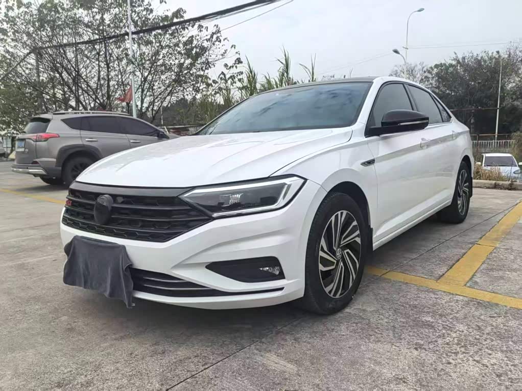 Volkswagen Sagitar
