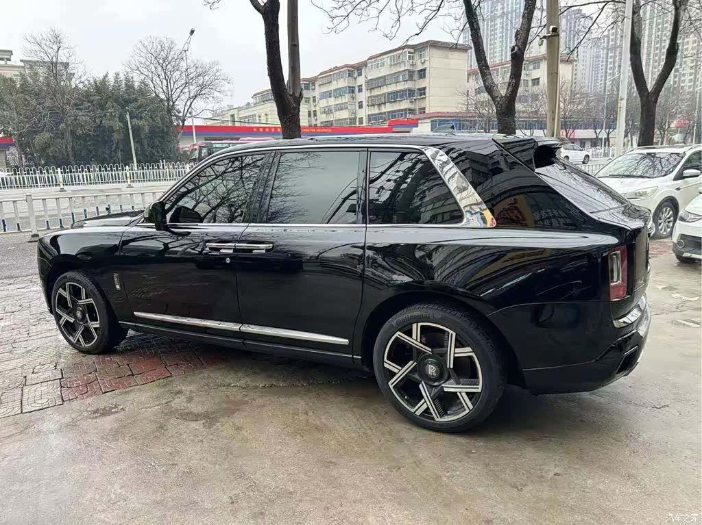 Rolls-Royce Cullinan, 2019 2