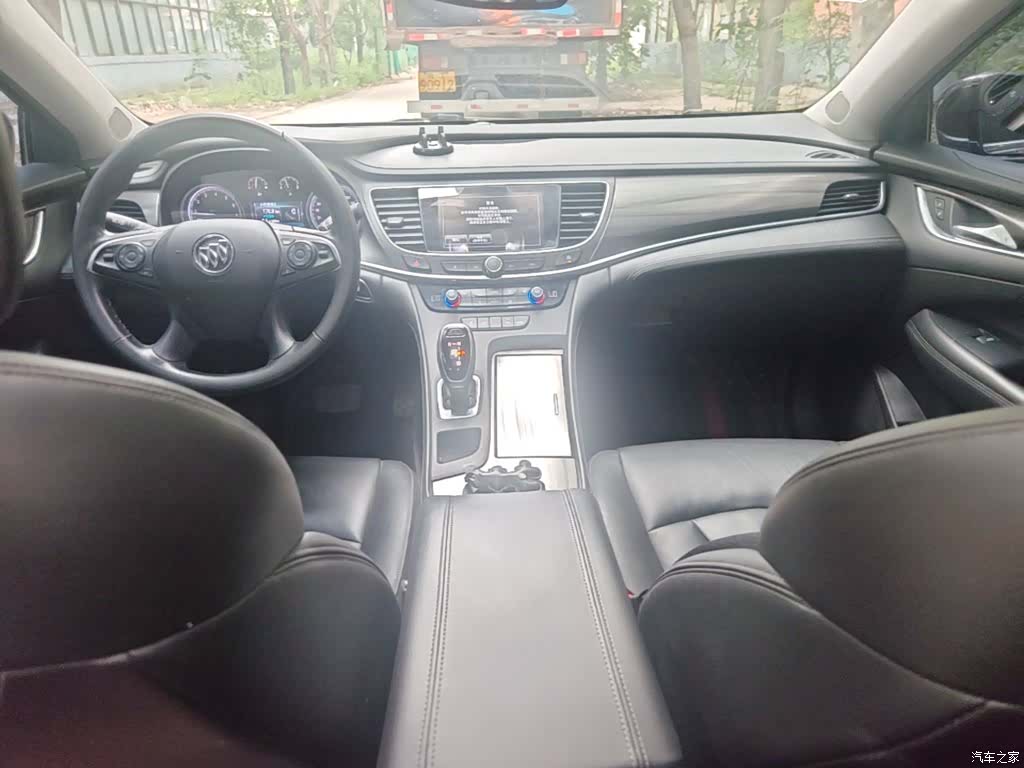 Buick LaCrosse, 2017 10