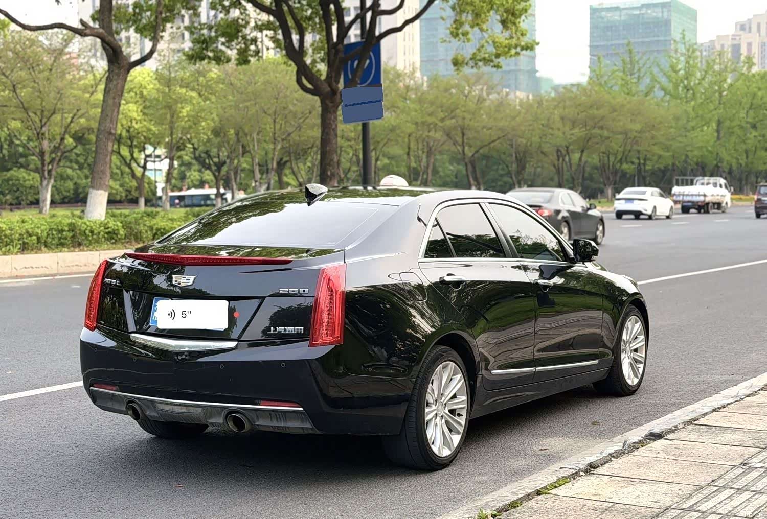 Cadillac ATS-L, 2018 3