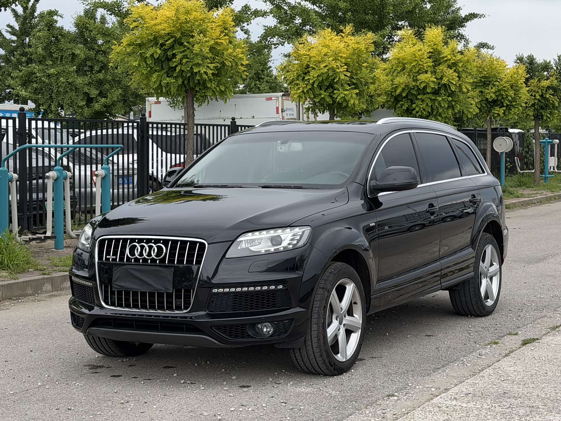 Audi Q7, 2015 1