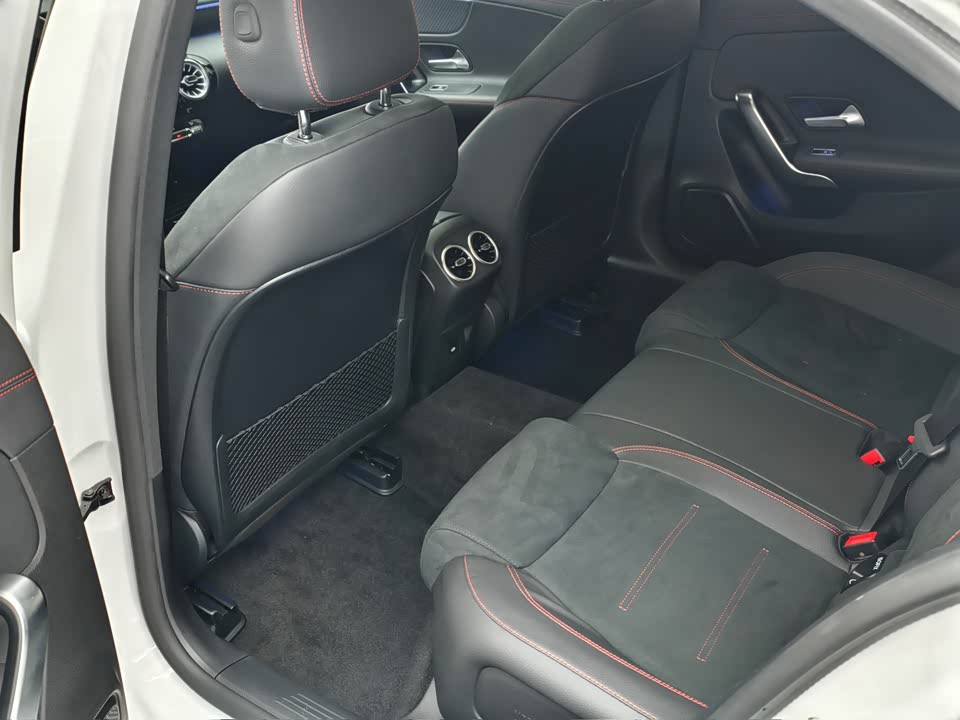Mercedes-Benz Class A Mercedes-Benz Class A
