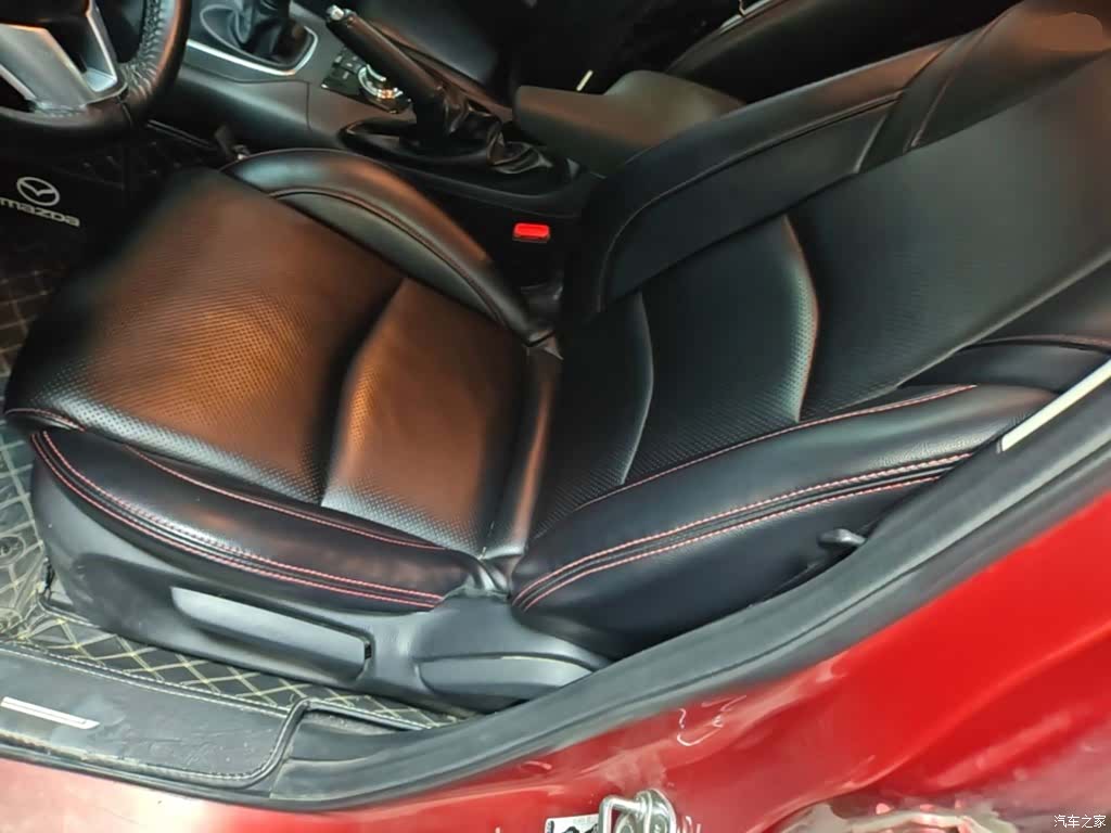 Mazda Mazda3, 2016 15
