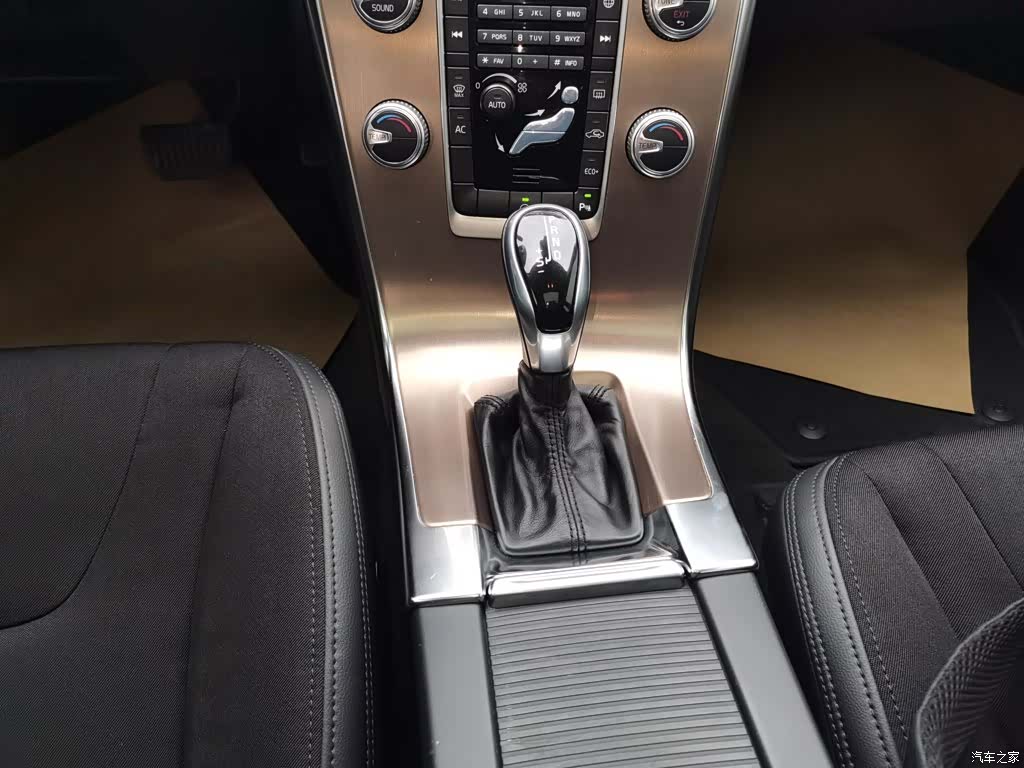 Volvo XC60, 2016 10