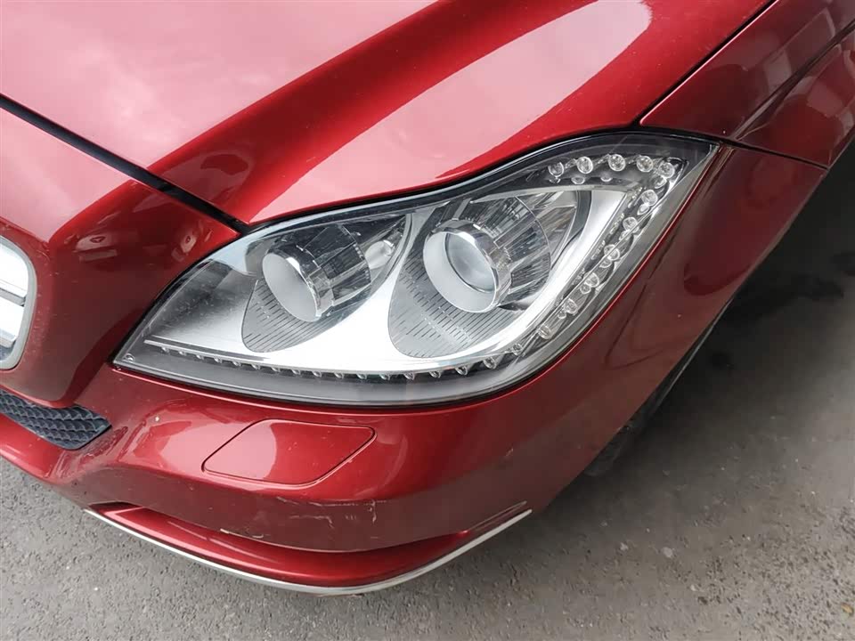 Mercedes-Benz CLS Mercedes-Benz CLS