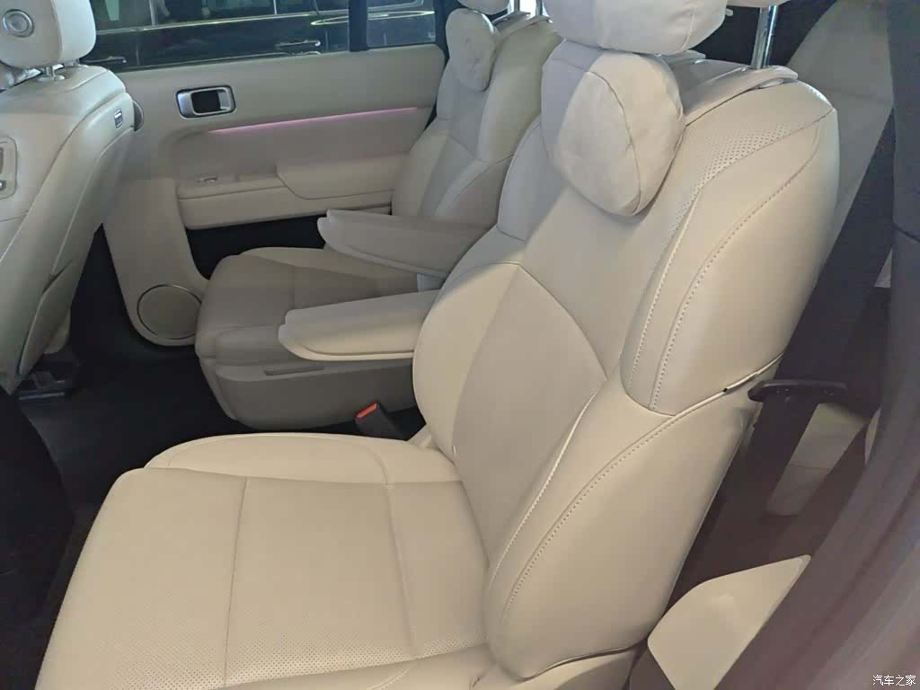 Li Auto L9, 2022 17