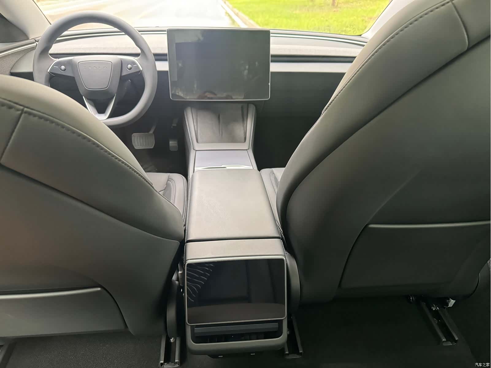 Tesla Model 3, 2024 8