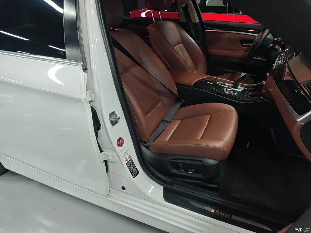 BMW 5 Series, 2014 25
