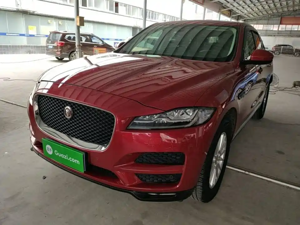 Jaguar F-PACE