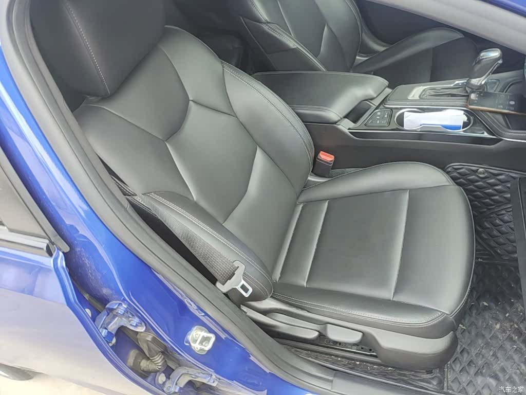 Cadillac CT4, 2021 25