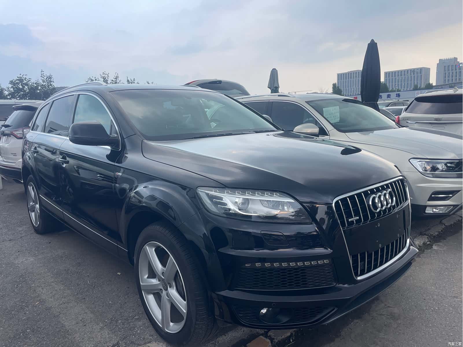 Audi Q7, 2013 3