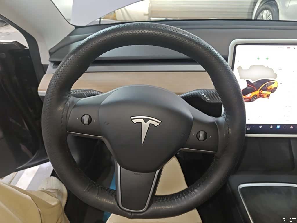 Tesla Model 3, 2023 11