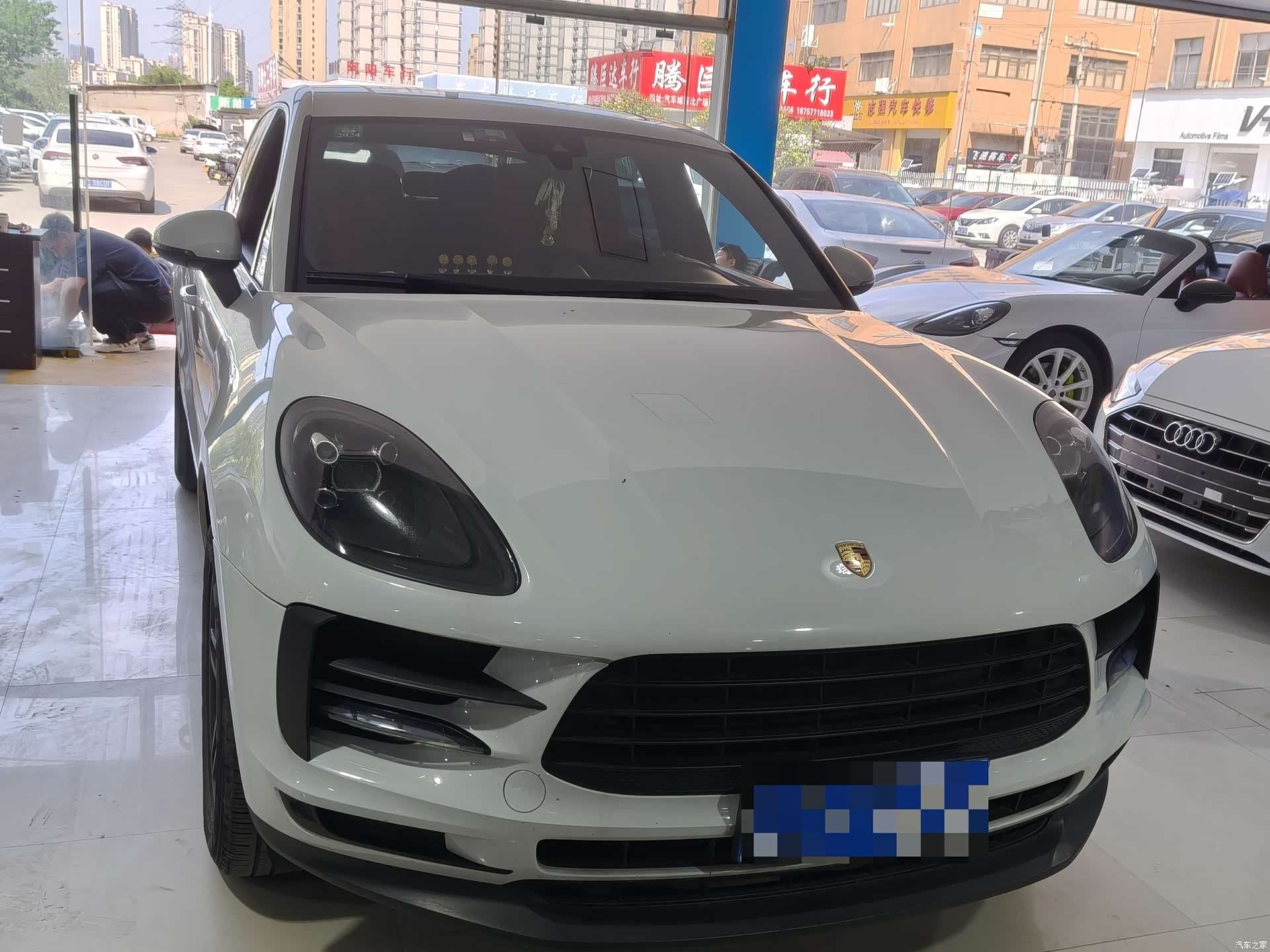 Porsche Macan, 2020 1