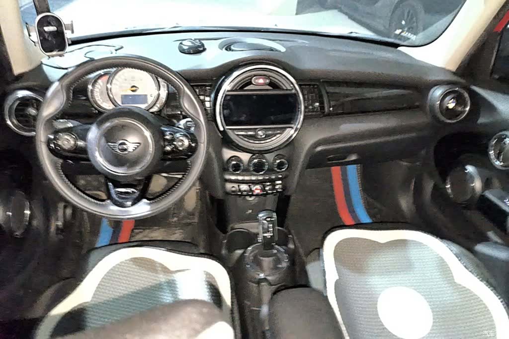 Mini Cooper, 2019 12