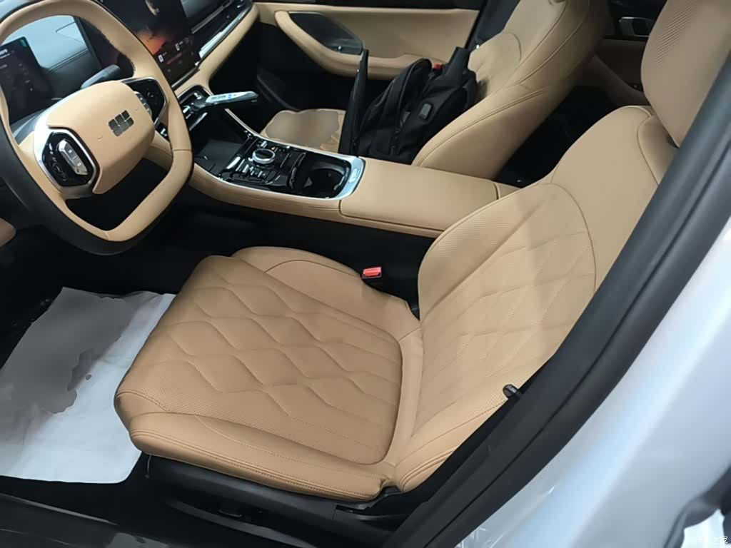 Geely A7, 2025 15