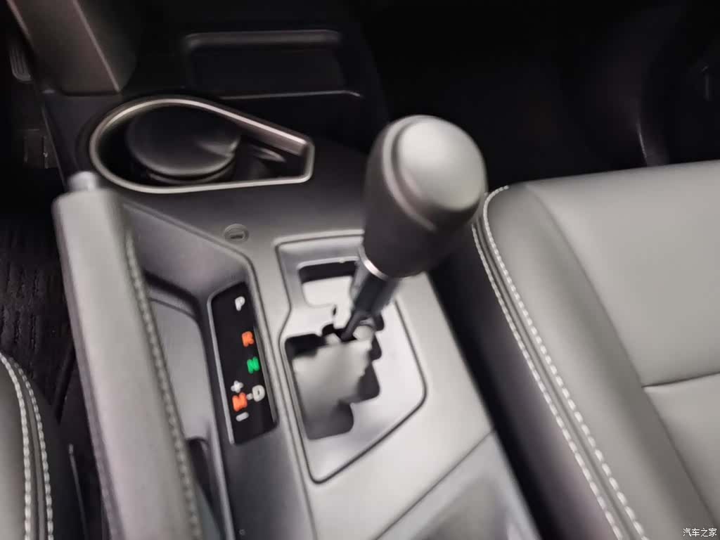 Toyota RAV4, 2018 14