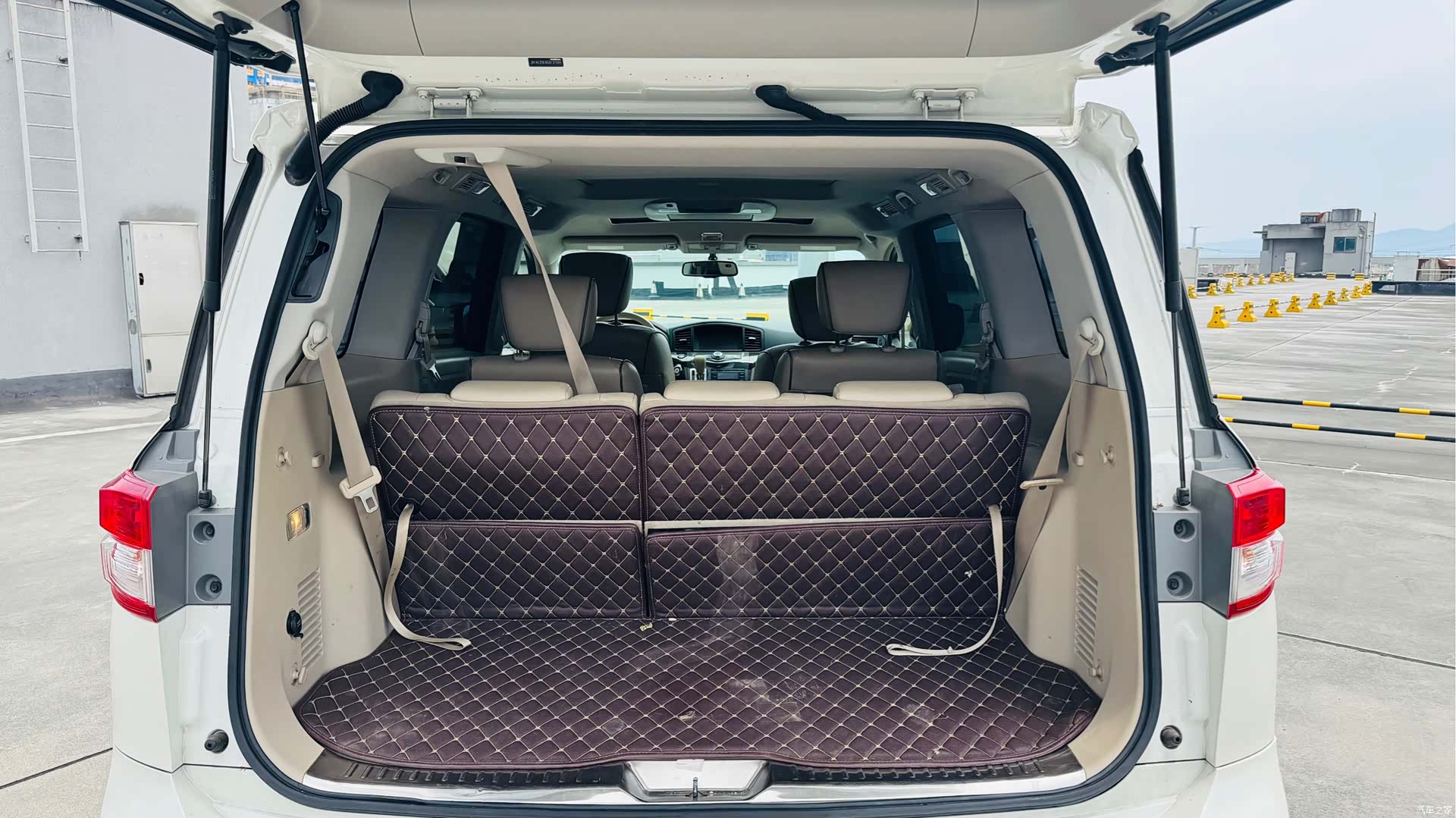 Nissan SL, 2016 11