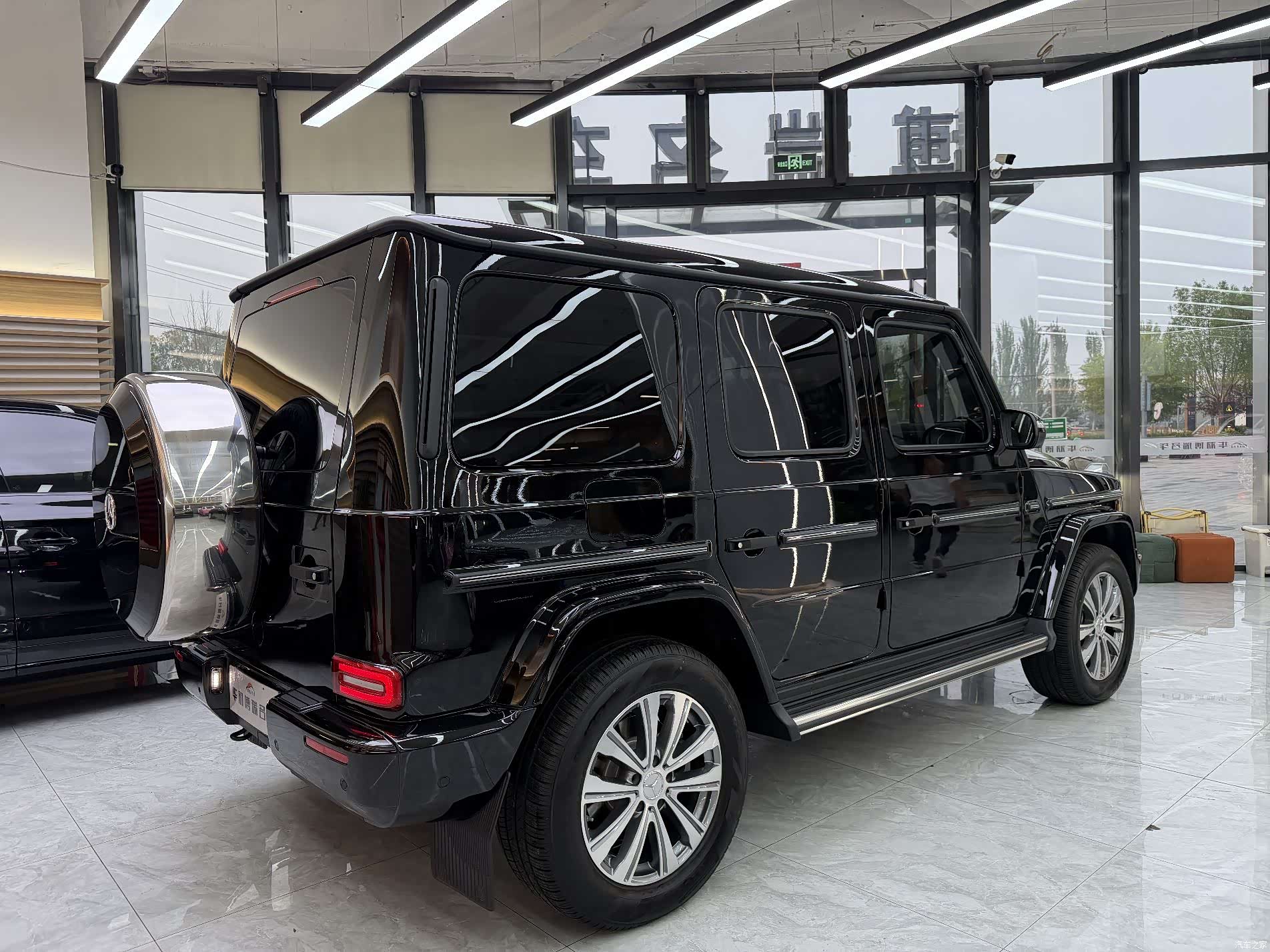 Mercedes-Benz G-Class, 2024 16