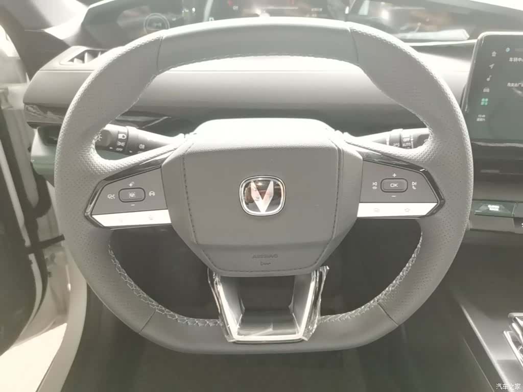 Changan UNI-V, 2026 11