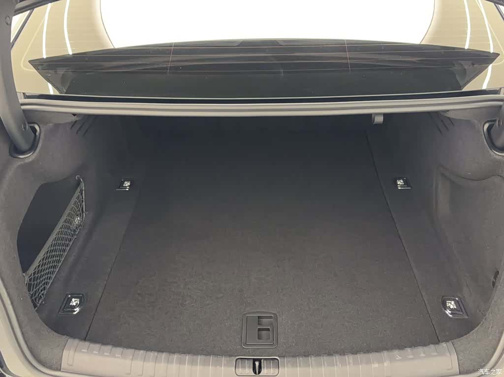 Audi A6L, 2022 6
