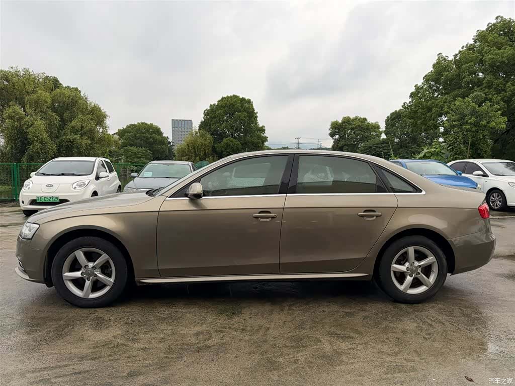 Audi A4L, 2012 4