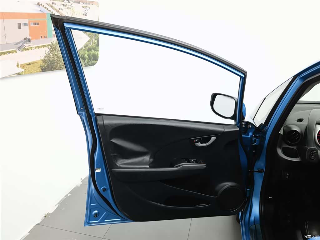 Honda Fit, 2013 8