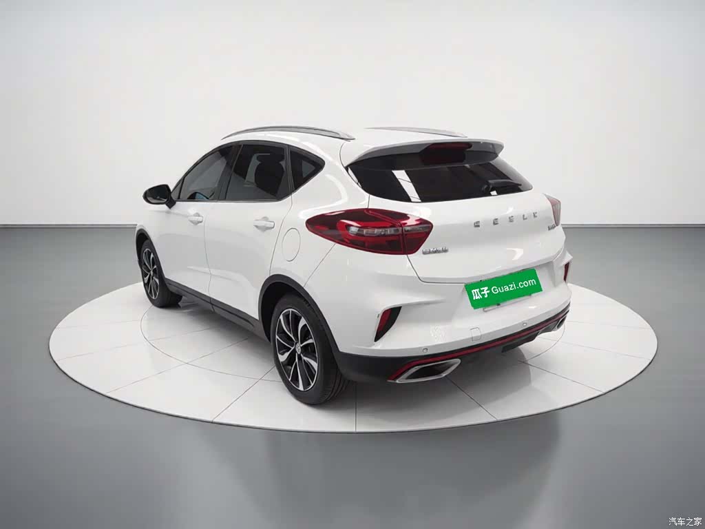 Geely Emgrand, 2021 все фото