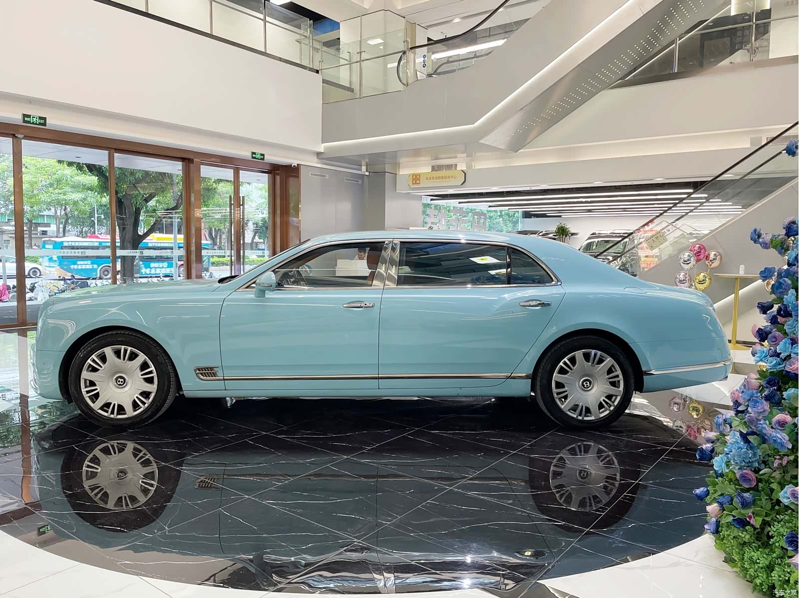 Bentley Mulsanne, 2019 4