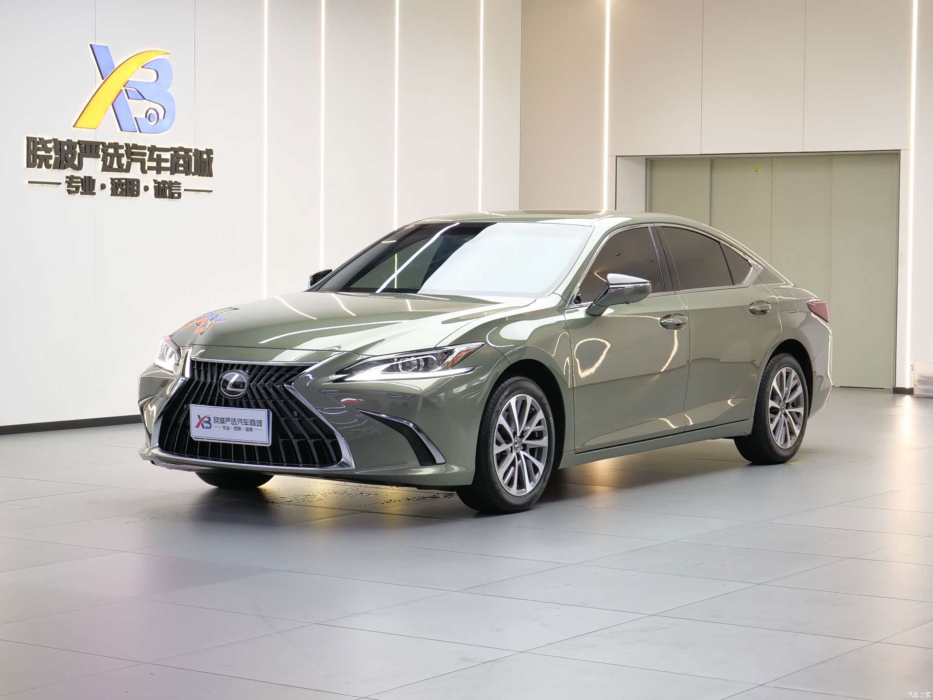 Lexus ES, 2022 1