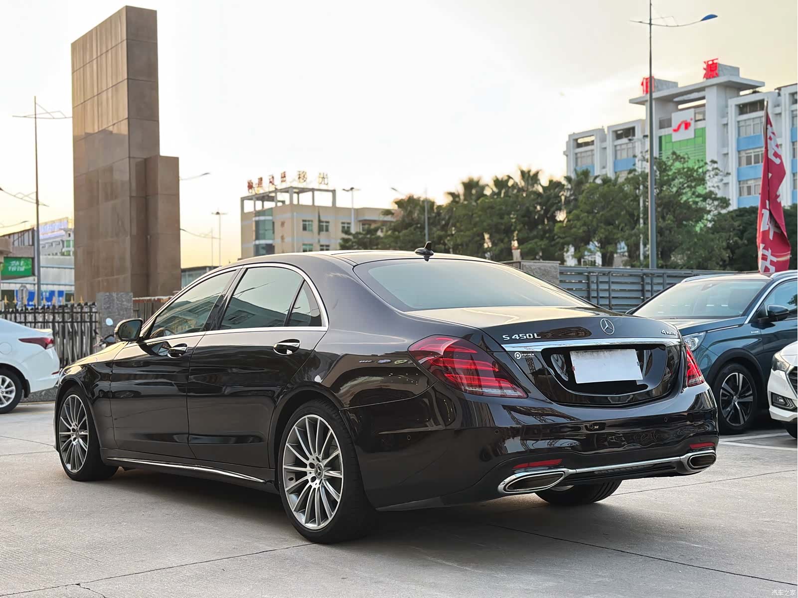 Mercedes-Benz S-Class, 2019 4